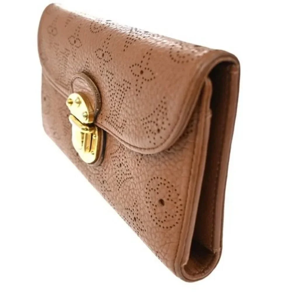 LOUIS VUITTON Amelial Wallet Monogram Mahina Leather BN M58157 69TA434 - Picture 2 of 14